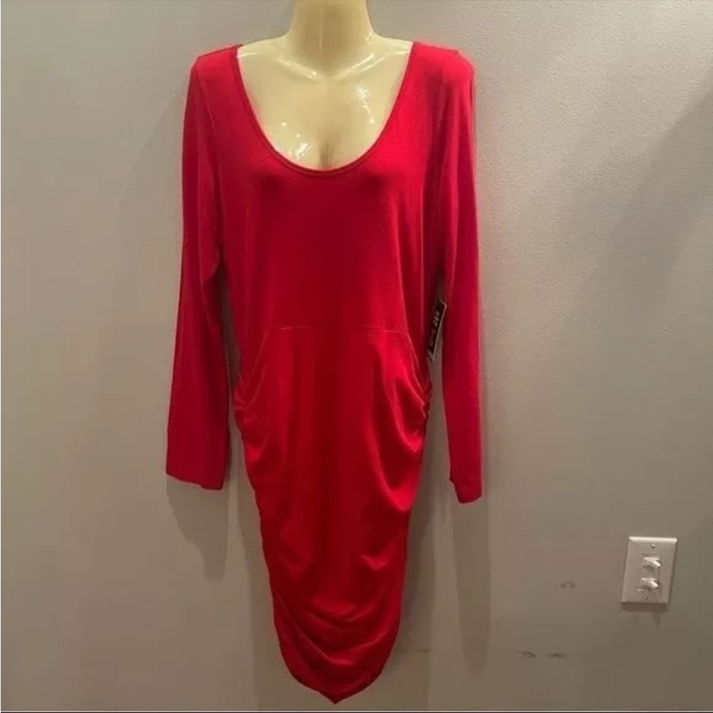 Elegant Red Long Sleeve Dress